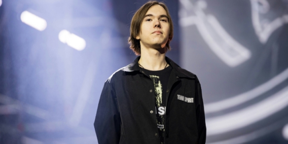 外媒爆料：2025年起LOL将新增第三个世界赛事，三四月份打